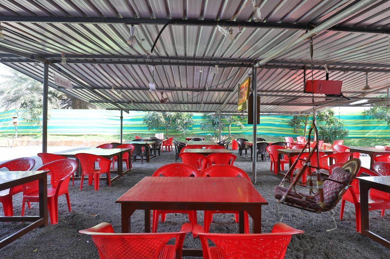 Oyo 24833 Hotel Silver Daman Exterior photo